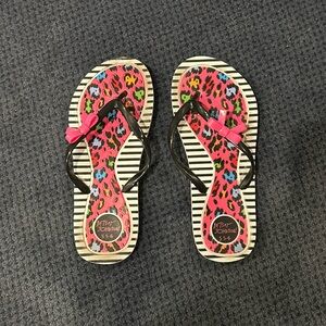 Adorable fun Betsey Johnson flip flops- barely worn